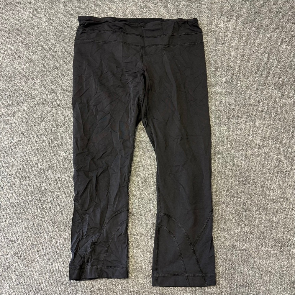 Lululemon Leggings Womens Size 6 Black Cropped Athletic Yoga Zipper Pocket Pants